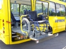 Шкільний автобус АТАМАN D093S4 з можливістю перевезення школярів на візочку