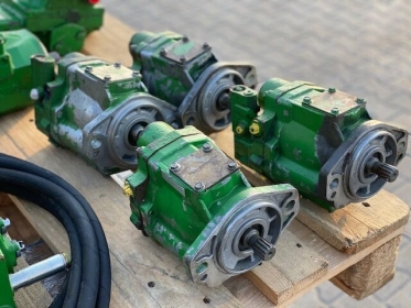 Ремонт ГСТ Гидрохода Гидростатической трансмиссии John Deere 950J