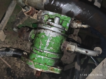 Ремонт ГСТ Гидрохода Гидростатической трансмиссии John Deere 892