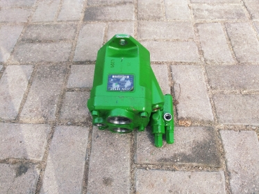 Ремонт ГСТ Гидрохода Гидростатической трансмиссии John Deere 220D W Monoblock Boom