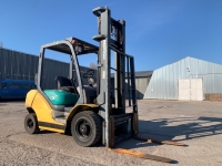 Вилковий автонавантажувач Komatsu з бічним зміщенням. Модель: FG25C-15. - 6