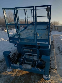 Ножничний підйомник Skyjack SJ6832 дизель 4х4