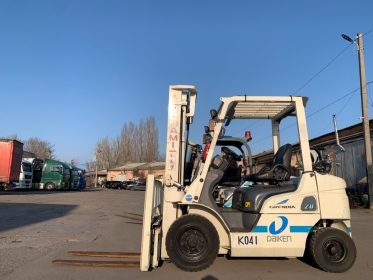 Вилочний автонавантажувач Mitsubishi, з пічкою та бічним зсувом. Модель: FGE20T