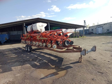 Сівалка пропашна  Kuhn Maxima 2  12 рядна